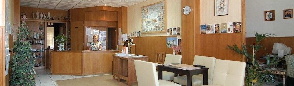 Albergue Pereira Guesthouse ファティマ エクステリア 写真