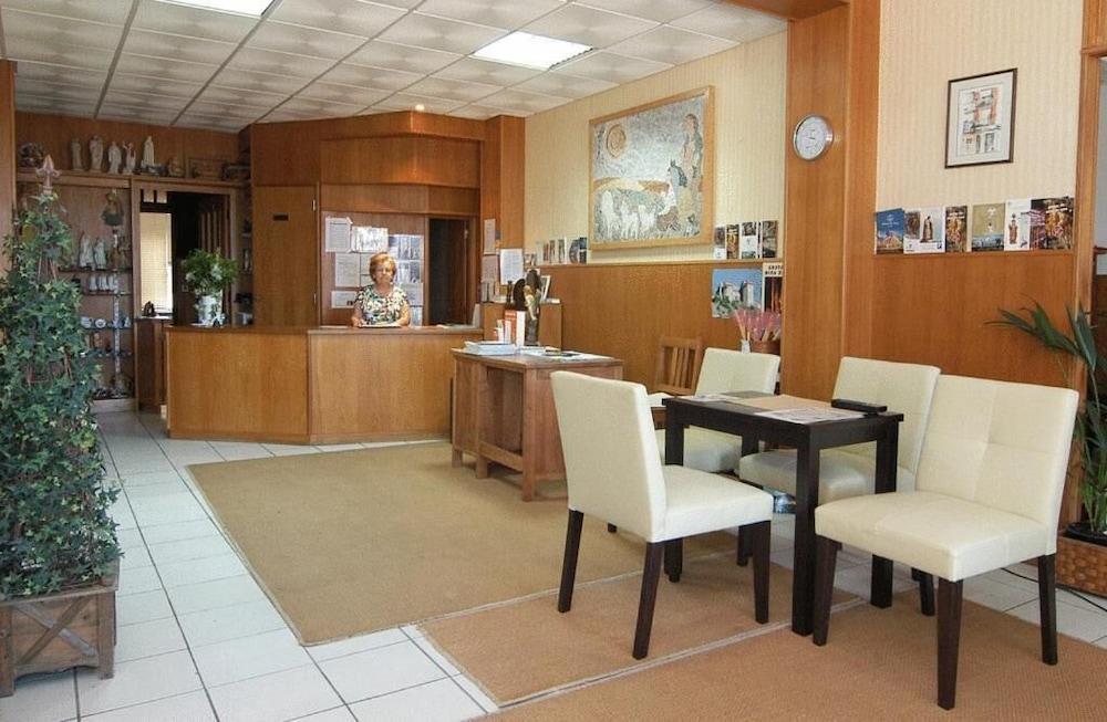Albergue Pereira Guesthouse ファティマ エクステリア 写真