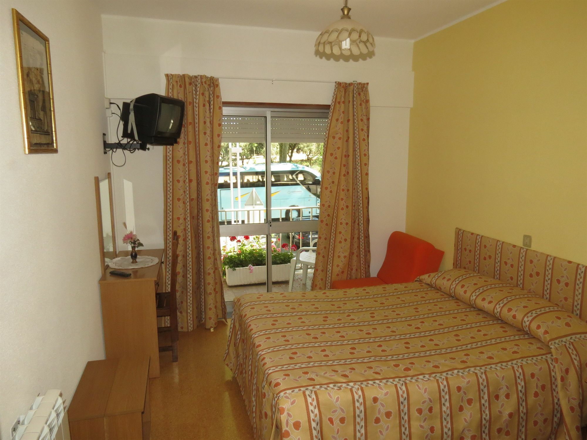 Albergue Pereira Guesthouse ファティマ エクステリア 写真